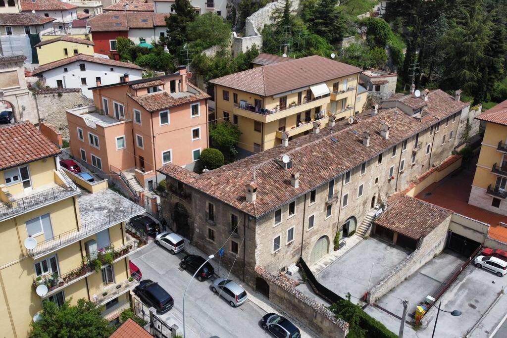 Caldora Apartment LʼAquila Екстериор снимка